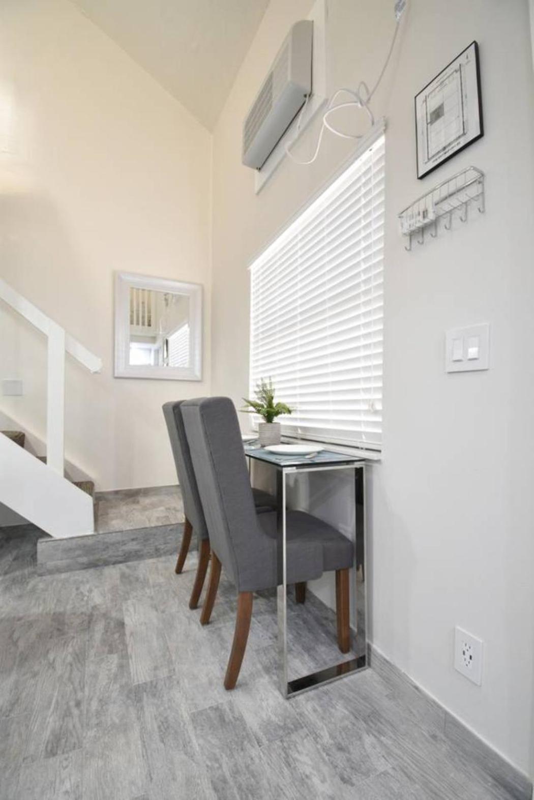 Boutique Loft Unit 2 Apartment ฮอลลีวูด ภายนอก รูปภาพ