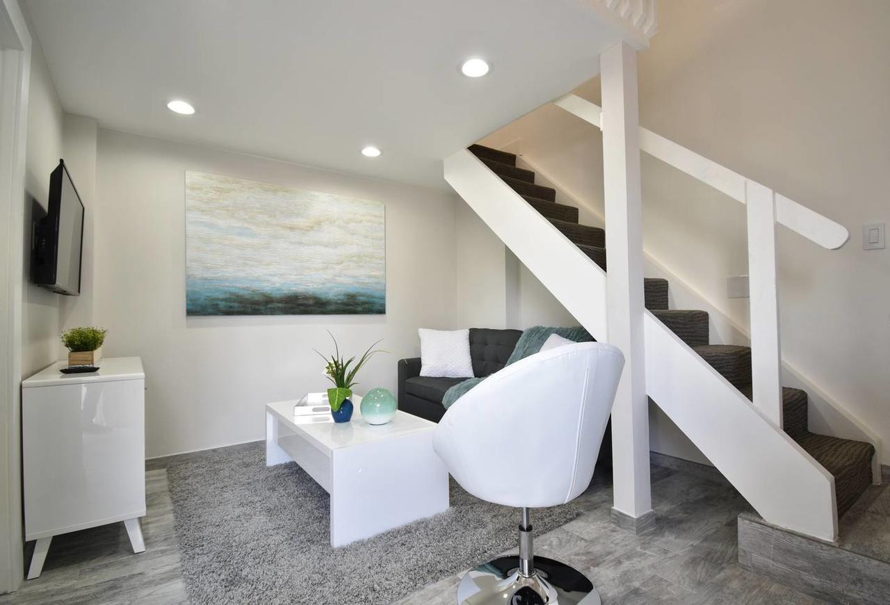 Boutique Loft Unit 2 Apartment ฮอลลีวูด ภายนอก รูปภาพ